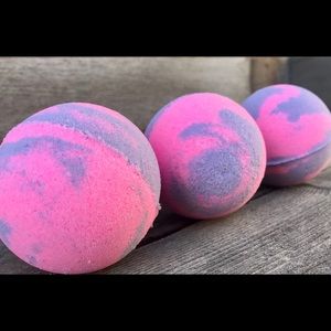 Love Spell Bath Bomb